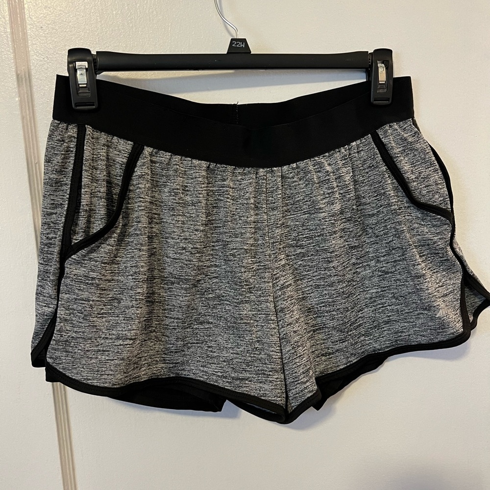 AVIVA Shorts size Large 12-14 GUC Black